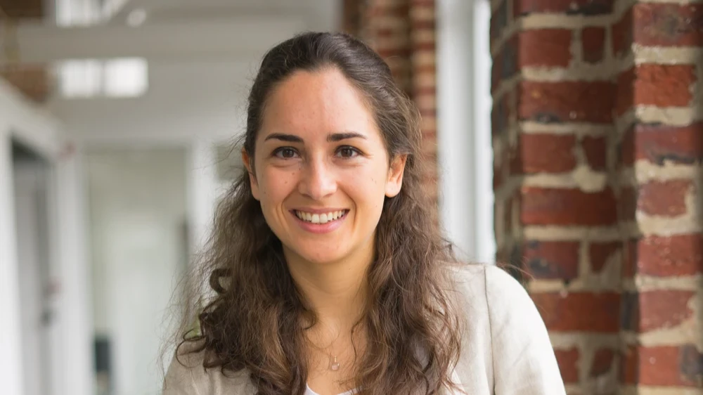 Emna Evrard Kazidomi